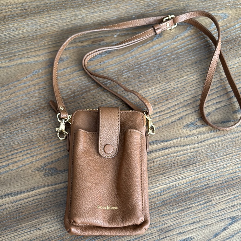 Giani Conti Tan Leather Crossbody Bag